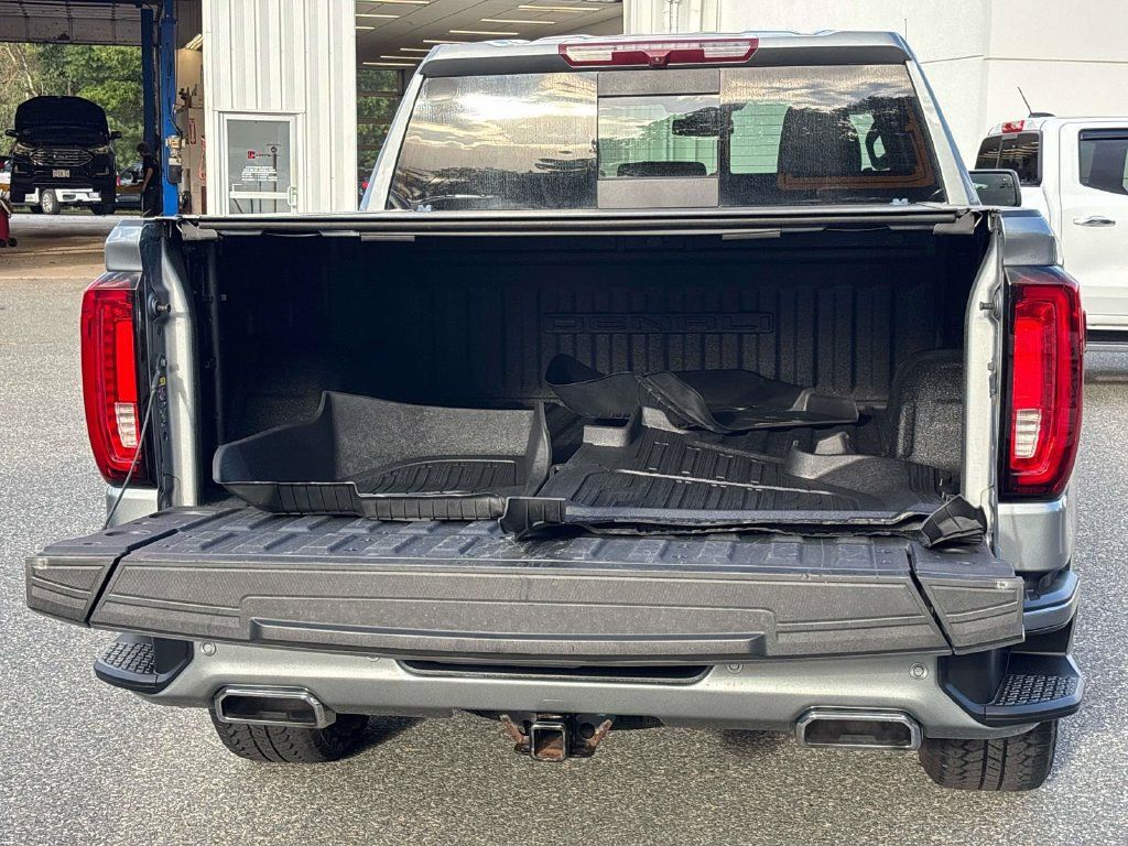 Used 2023 GMC Sierra 1500 Denali AWD/4WD image 18