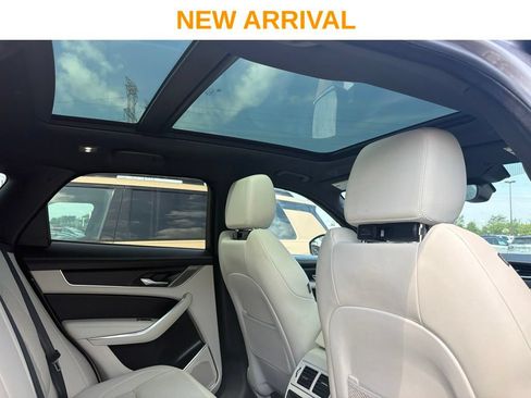 Used 2024 Jaguar F-PACE R-Dynamic S AWD/4WD image 8
