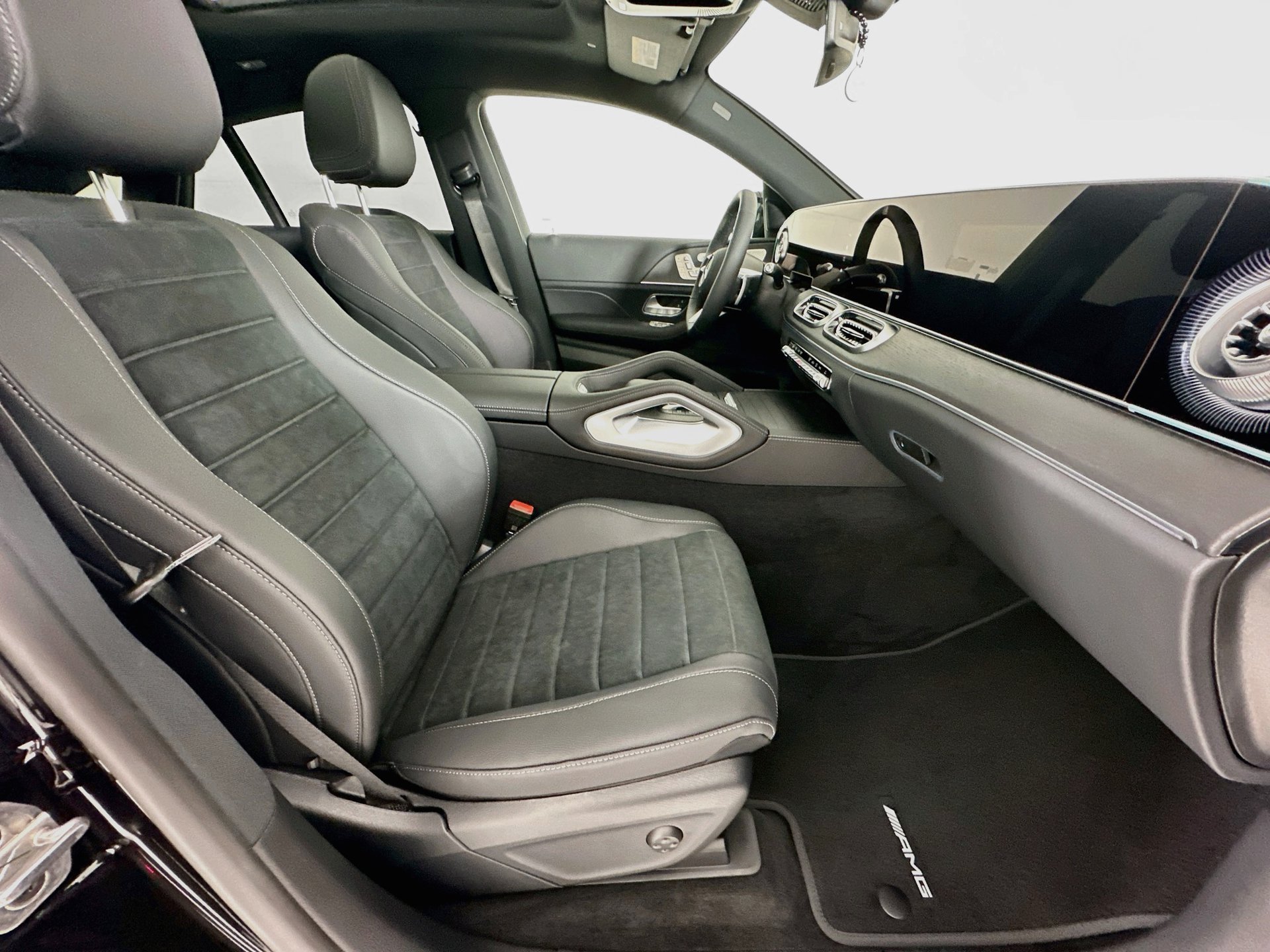 New 2027 Mercedes-Benz GLE 450 4MATIC Coupe image 30