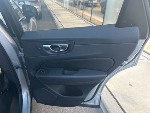 Certified 2025 Volvo XC60 B5 Plus image 12