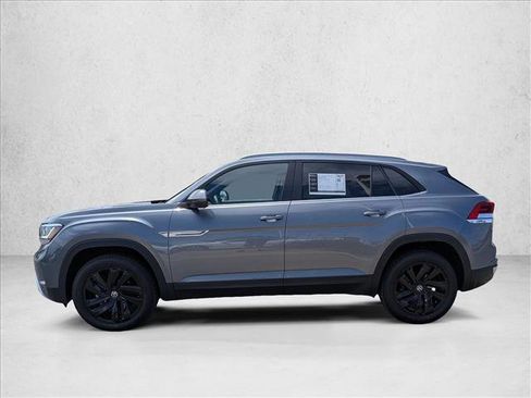 Used 2022 Volkswagen Atlas Cross Sport SE w/ Black Wheel Package AWD/4WD image 9