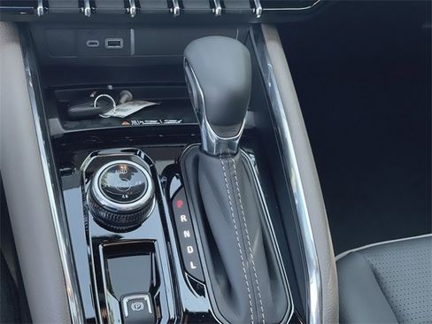 New 2026 GMC Canyon Denali image 16