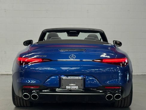 Used 2023 Mercedes-Benz SL 43 AMG image 11