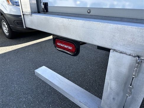 New 2024 Ford E-450 and Econoline 450 Super Duty w/ Power Windows & Locks Group image 36