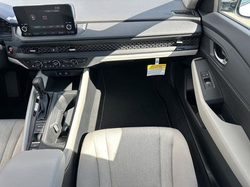 New 2025 Honda Accord SE image 34