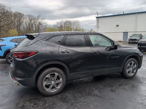Used 2023 Chevrolet Blazer LT w/ Driver Confidence Package image 3