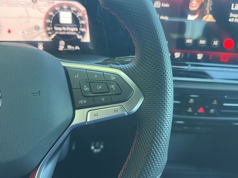 New 2026 Volkswagen GTI SE FWD image 23