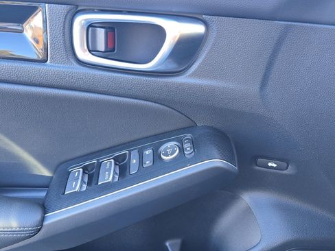 Used 2024 Honda Civic Touring image 10