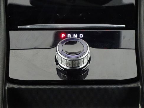 Used 2023 Jeep Grand Cherokee L Laredo image 40