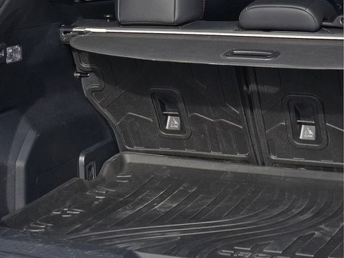 Certified 2025 Subaru Crosstrek 2.5i Limited image 9