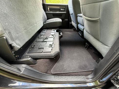Used 2018 RAM 1500 Big Horn AWD/4WD image 38