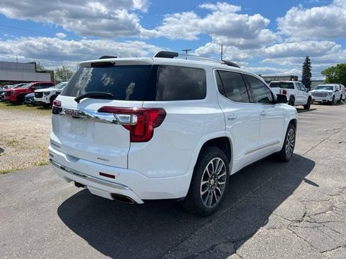 Used 2021 GMC Acadia Denali w/ Denali Ultimate Package AWD/4WD image 5