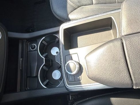 Used 2015 Mercedes-Benz ML 350 4MATIC image 18