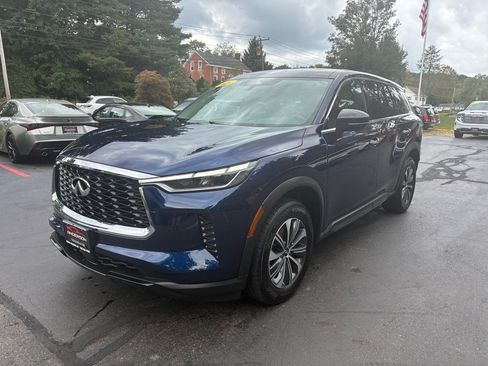 Used 2024 INFINITI QX60 Pure AWD/4WD image 3