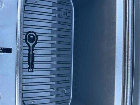 Used 2021 Tesla Model Y Performance image 26