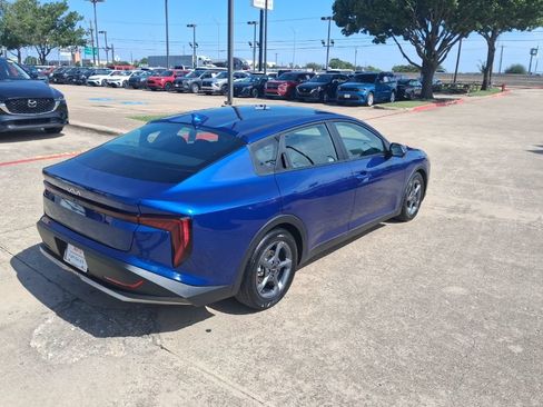 Used 2025 Kia K4 FWD image 7