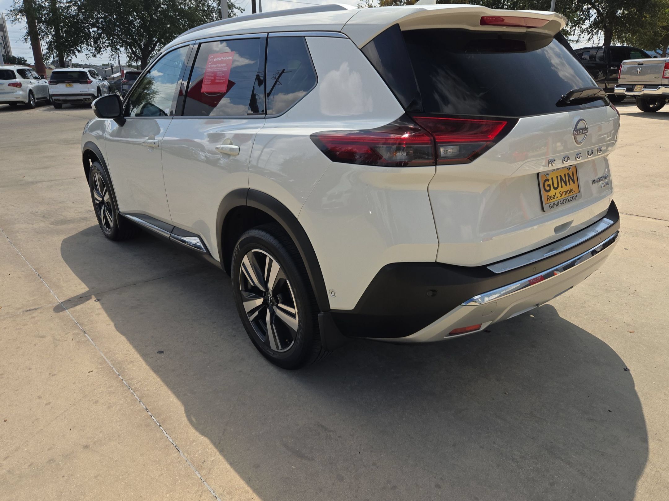 Certified 2023 Nissan Rogue Platinum AWD/4WD image 5