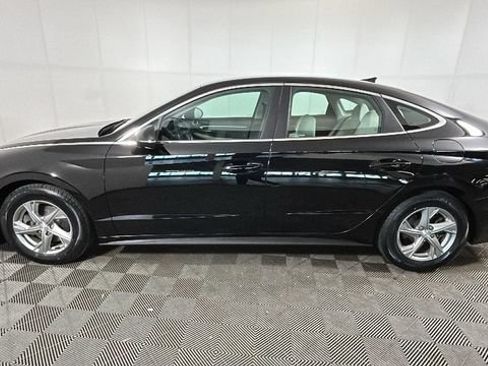 Used 2023 Hyundai Sonata SE FWD image 5