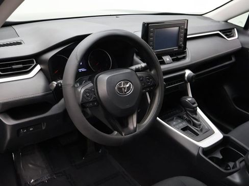 Certified 2020 Toyota RAV4 LE image 15