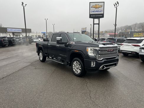 Used 2022 GMC Sierra 2500 Denali w/ Denali Ultimate Package image 1
