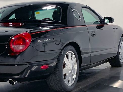 Used 2003 Ford Thunderbird image 36