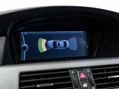 Used 2010 BMW M5 RWD image 23