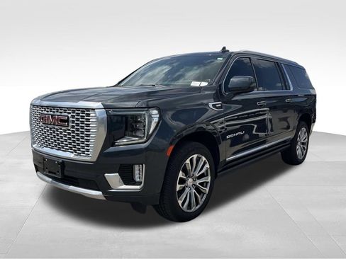 Used 2021 GMC Yukon XL Denali RWD image 9
