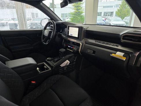 New 2025 Toyota Tacoma SR5 image 33
