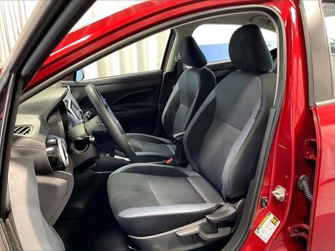 Used 2024 Nissan Versa SV w/ Trunk Package FWD image 10