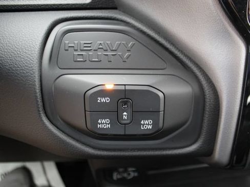 Used 2026 RAM 2500 Big Horn AWD/4WD image 16