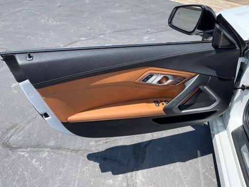 Used 2020 BMW Z4 M40i w/ Driving Assistance Package RWD image 13