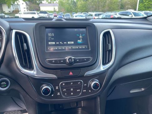 Used 2018 Chevrolet Equinox LT AWD/4WD image 18