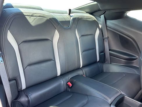 Used 2020 Chevrolet Camaro SS RWD image 18