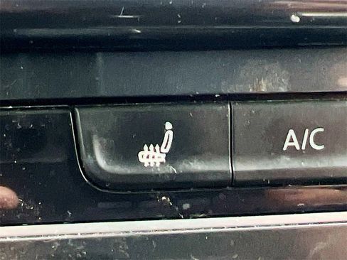 Used 2018 Volkswagen Golf Alltrack S image 21