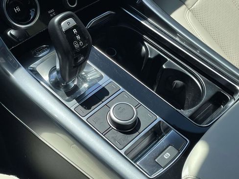 Used 2021 Land Rover Range Rover Sport HSE Dynamic image 24