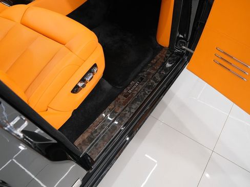 Used 2025 Rolls-Royce Phantom Sedan RWD image 56