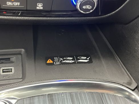 Certified 2024 Buick Enclave Essence w/ Experience Buick Package image 27