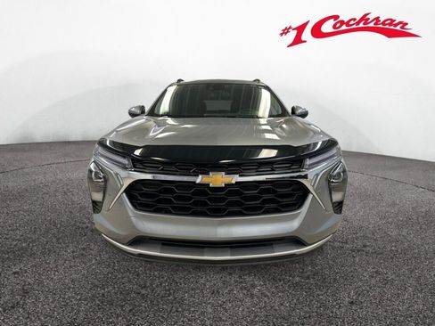 Certified 2024 Chevrolet Trax LT w/ Driver Confidence Package image 30