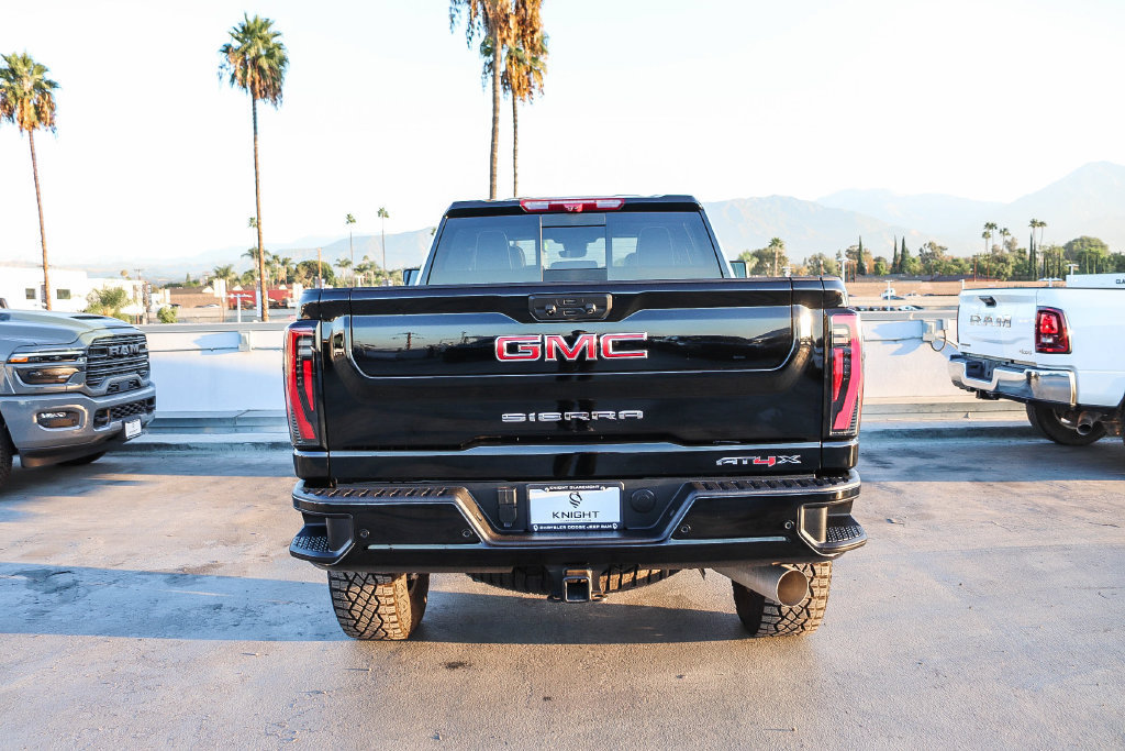 Used 2026 GMC Sierra 2500 AT4X AWD/4WD image 8