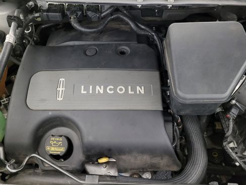 Used 2013 Lincoln MKX FWD image 30