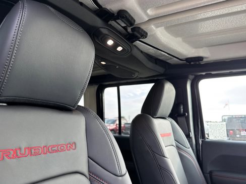 New 2026 Jeep Wrangler Unlimited Rubicon image 15