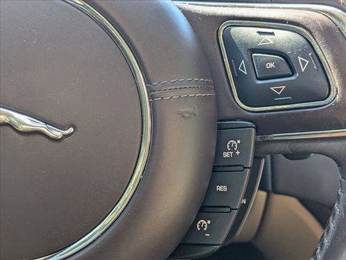 Used 2015 Jaguar XJ L Portfolio image 12