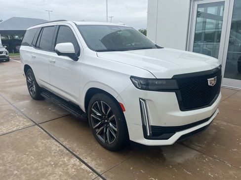 Used 2023 Cadillac Escalade Sport w/ Touring Package image 3