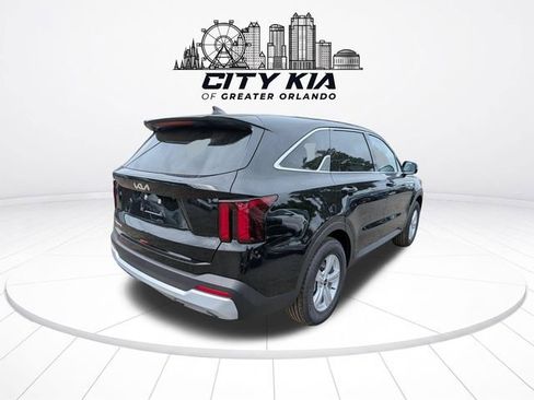 New 2026 Kia Sorento LX FWD image 6