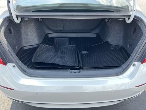 Used 2020 Honda Accord Touring image 22