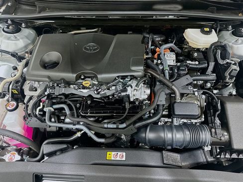 Used 2025 Toyota Camry LE FWD image 29