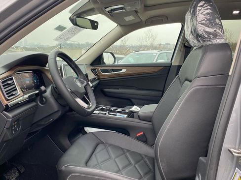 New 2026 Volkswagen Atlas SE FWD image 7