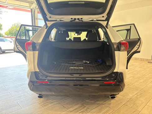 Used 2023 Toyota RAV4 SE w/ Weather & Moonroof Package AWD/4WD image 25