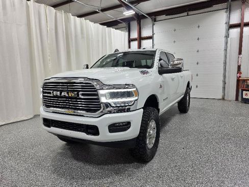 Used 2024 RAM 2500 Laramie w/ Safety Group AWD/4WD image 2