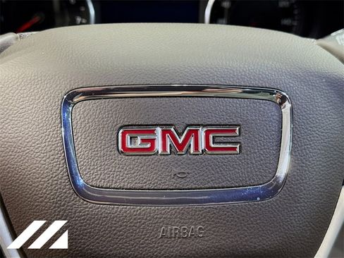 Used 2017 GMC Acadia SLT image 36